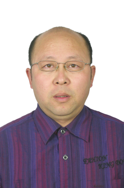 張勇智護照照.jpg