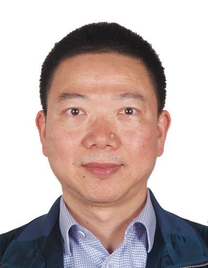 鐘長平（二寸白底身份照）.jpg