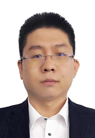 張宏照片.jpg