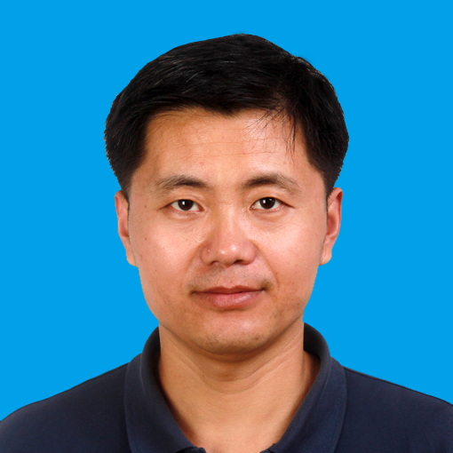 鄧立營 藍底 證件照.jpg